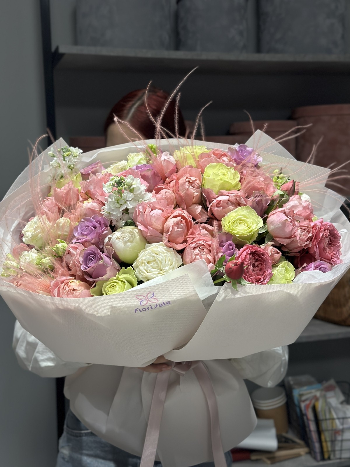 Классический букет Стар: яркое сочетание klassicheskiy-buket-star:-yarkoe-sochetanie