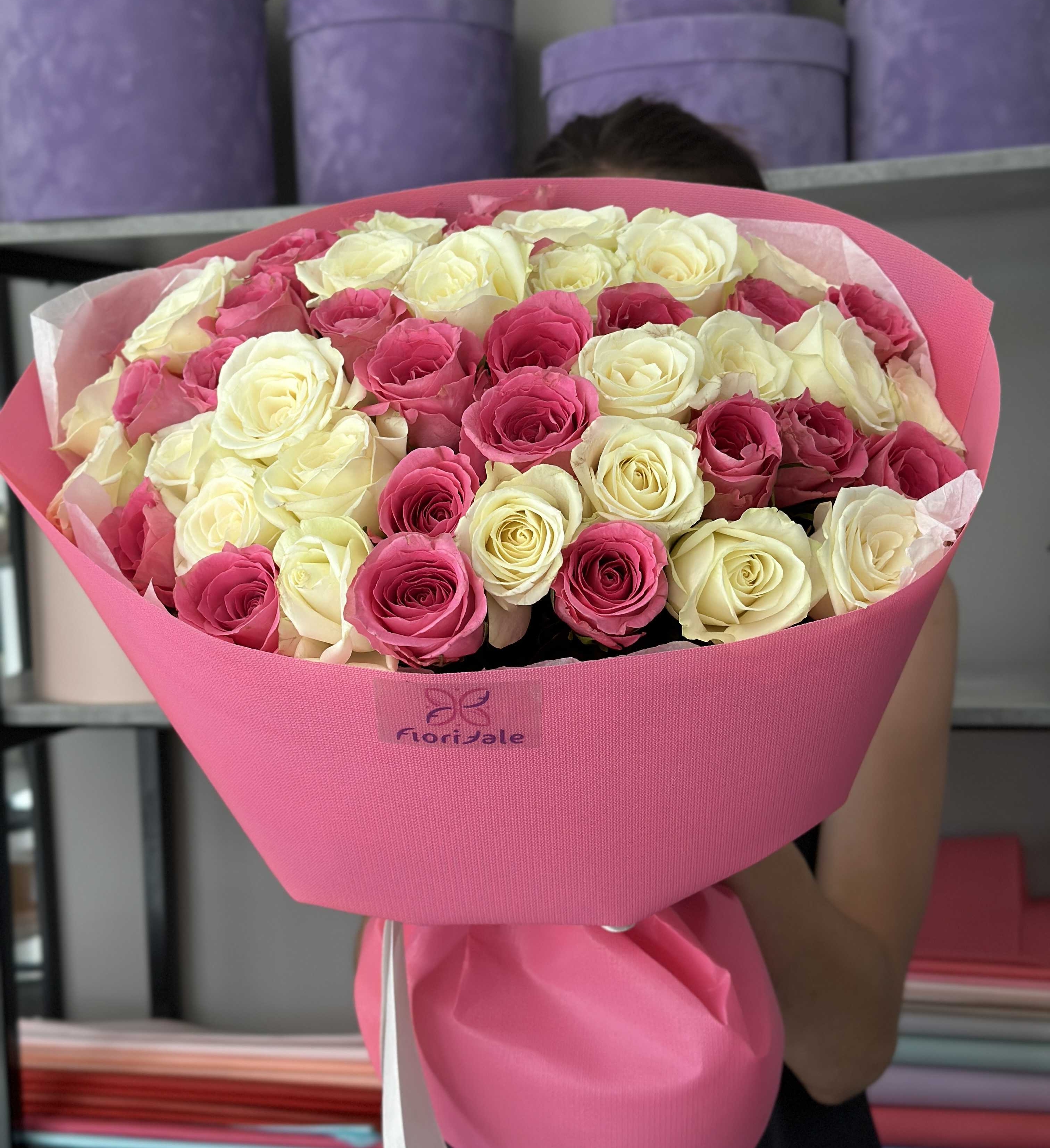 Букет роз Глория: невероятно яркий микс buket-roz-gloriya:-neveroyatno-yarkiy-miks